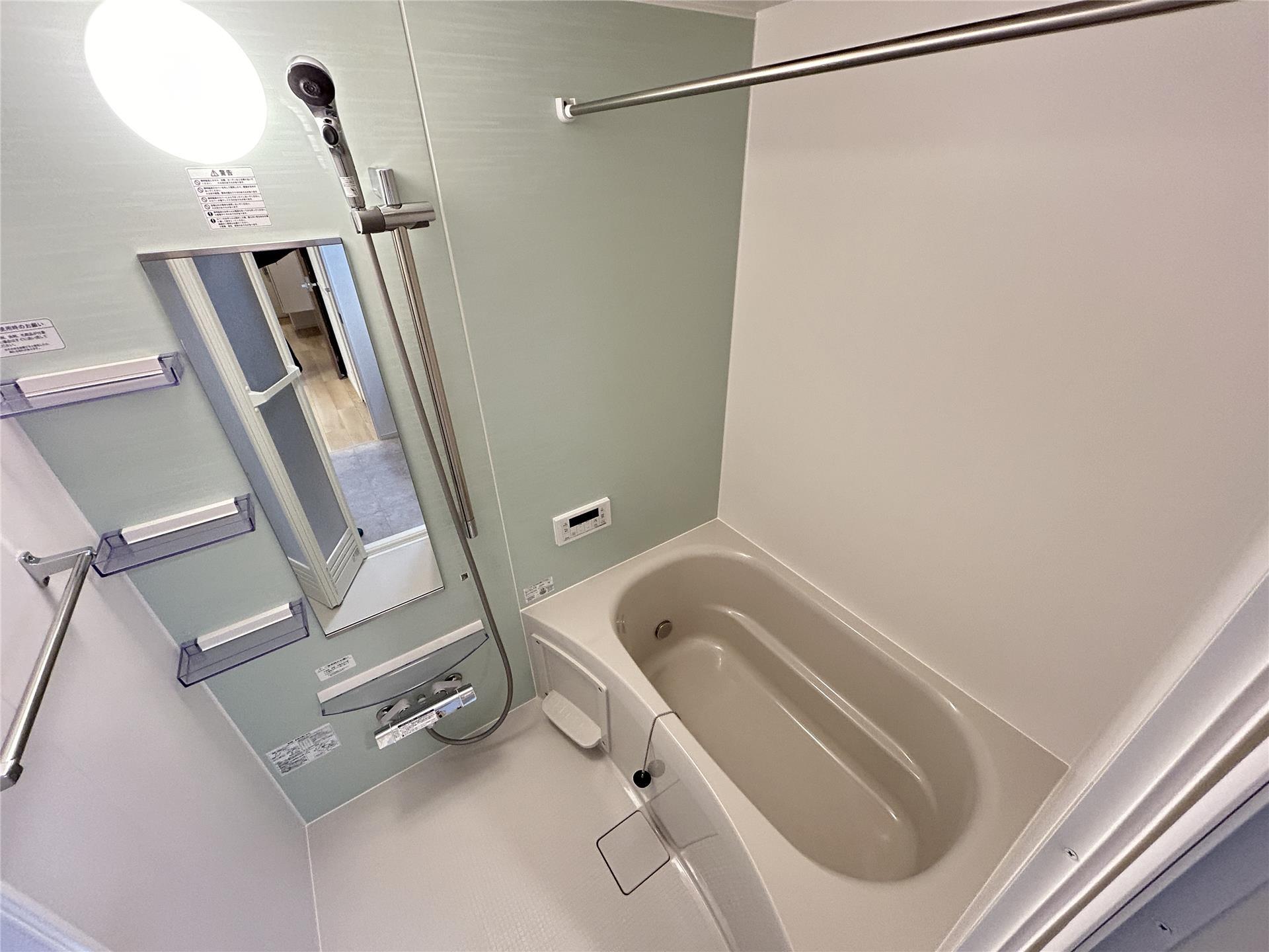 バス・シャワールーム　浴室