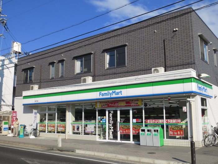 コンビニ　ファミリーマート八幡千束店（コンビニ）まで721m