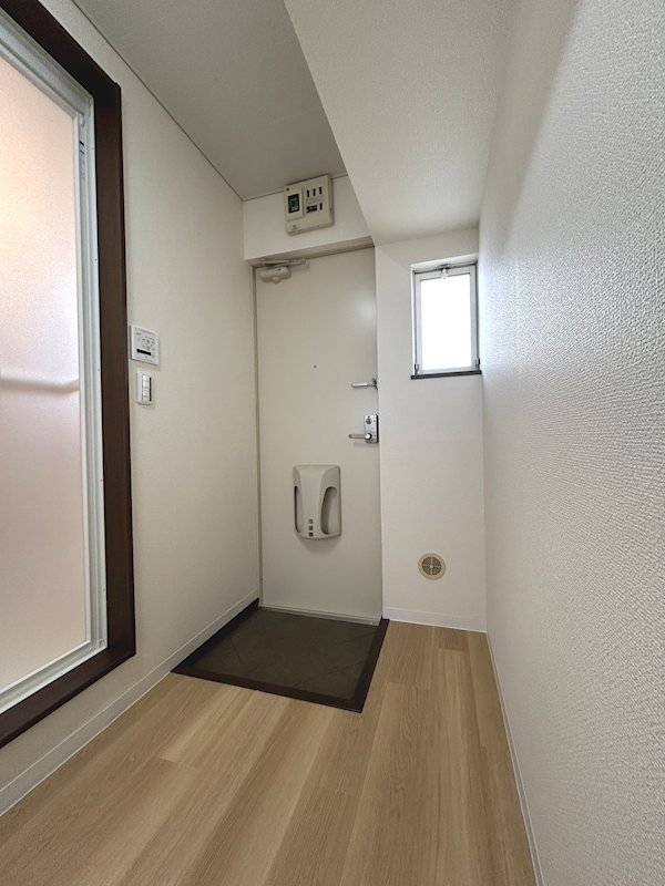 玄関　※別間取りのお部屋の参考写真です。