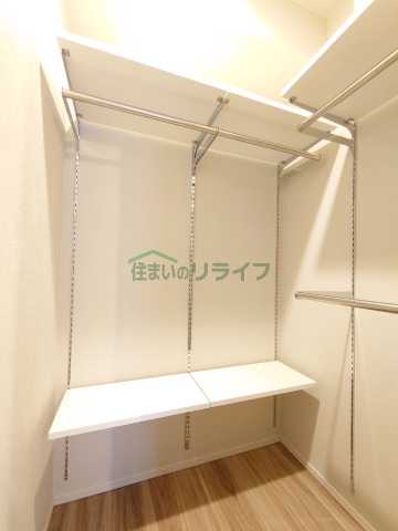 収納　ルフォンプログレ上野入谷プレイス