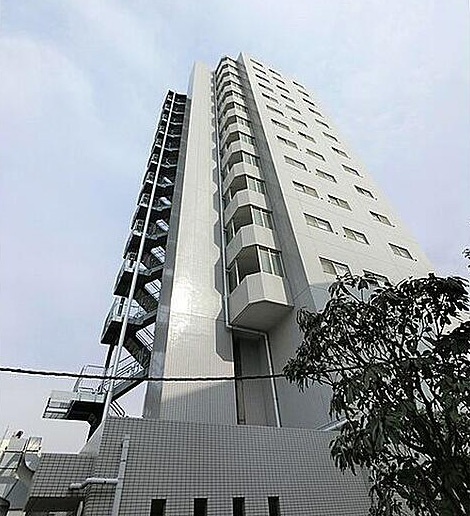 建物外観　オートロック付き