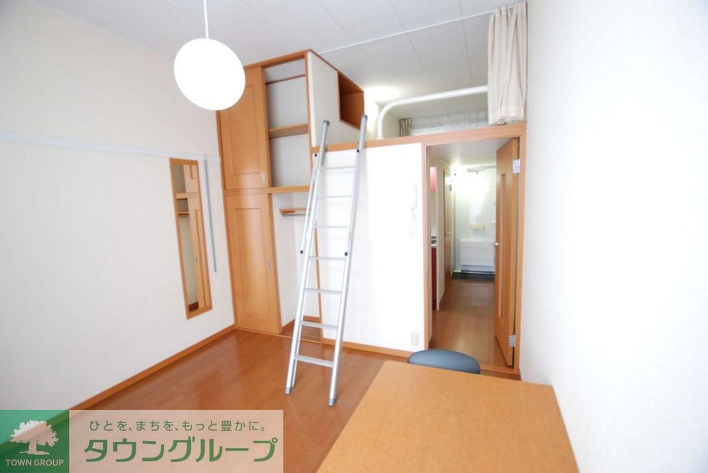 キッチン　２口ラジエントヒーター設置済み