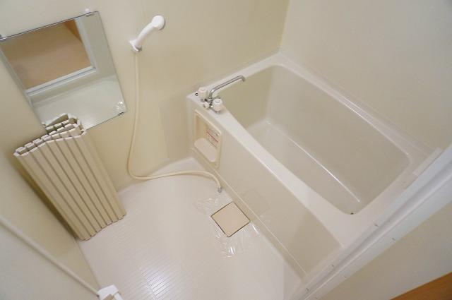 バス・シャワールーム　浴室