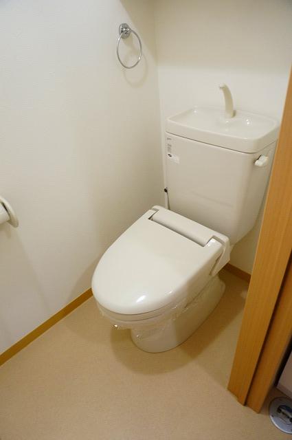 トイレ　トイレ