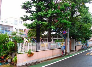 幼稚園・保育園　西小岩幼稚園（幼稚園・保育園）まで432m
