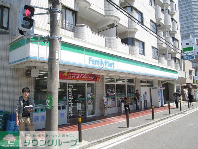 コンビニ　★★ファミリーマート（コンビニ）まで470m