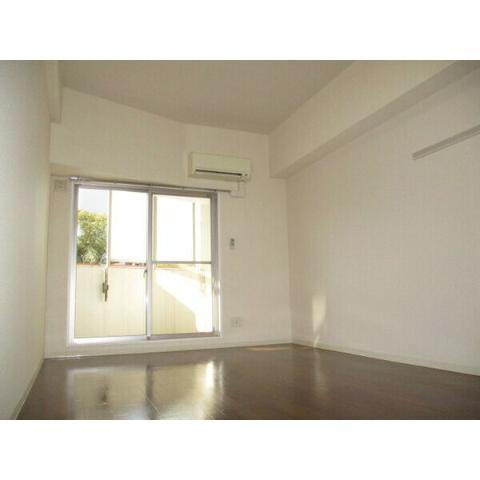 居室・リビング　室内（イメージ）