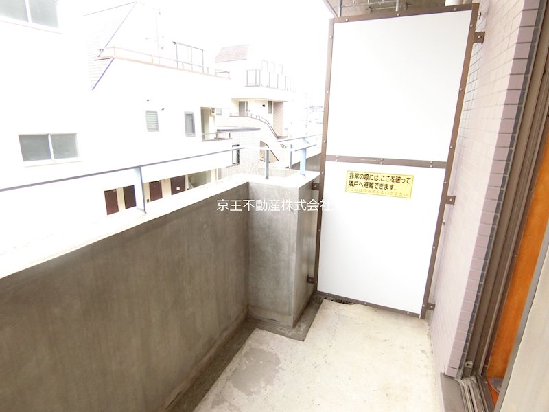 バルコニー　南東向きのベランダ