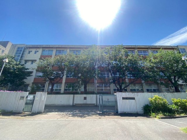 中学校　西宮市立高須中学校（中学校）まで934m