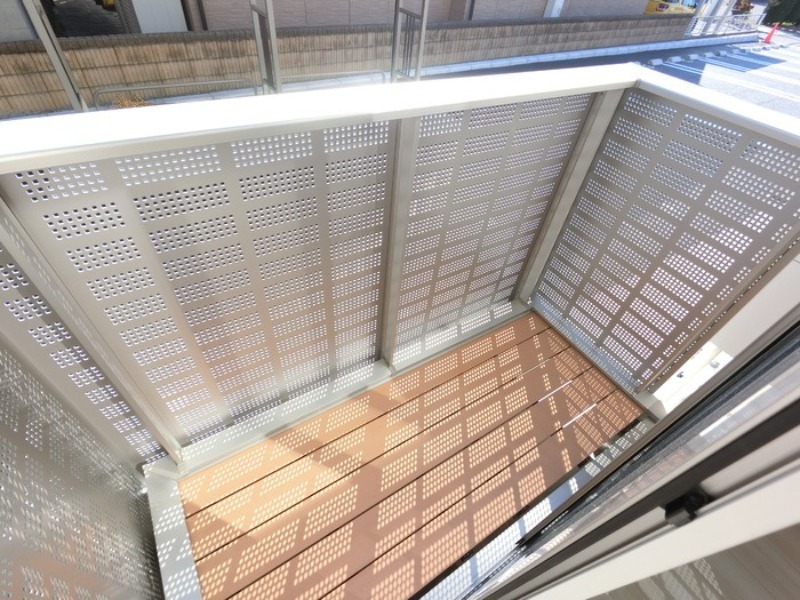 バルコニー　図面と現状に相違がある場合には現状を優先