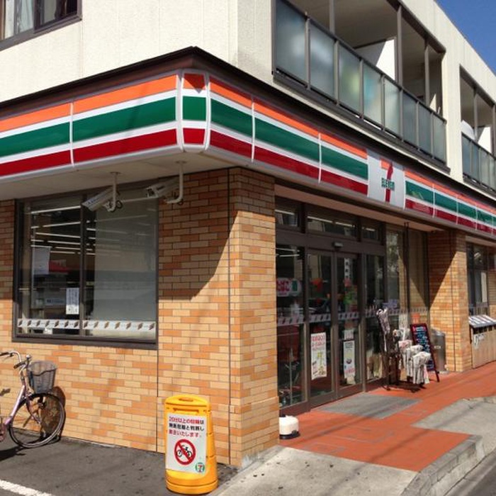 コンビニ　セブンイレブン調布インター南店（コンビニ）まで390m