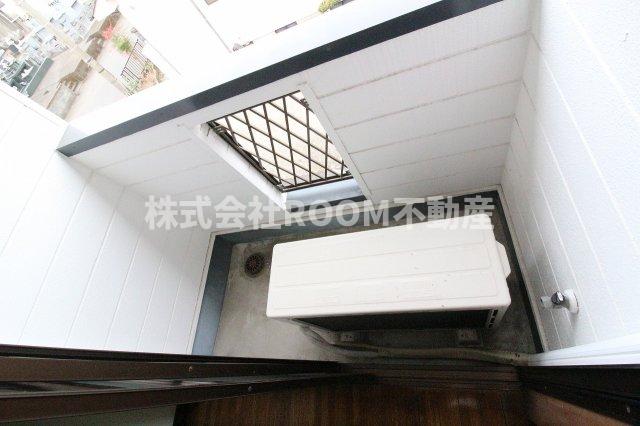 バルコニー　開放的で明るい空間を演出してくれるバルコニーです