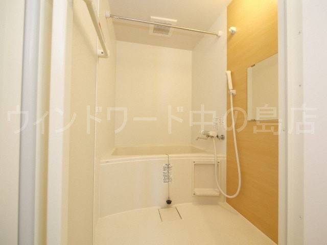 バス・シャワールーム　詳細は、ウィンドワード中の島店までご相談下さい。