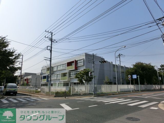 その他　花園中学校（その他）まで610m