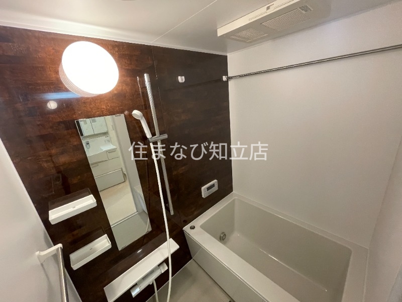 バス・シャワールーム　同型別部屋写真