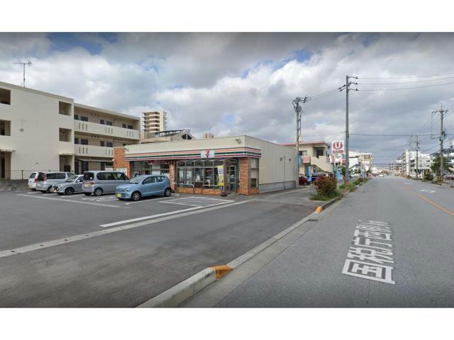 コンビニ　セブンイレブン沖縄宮里4丁目店（コンビニ）まで382m