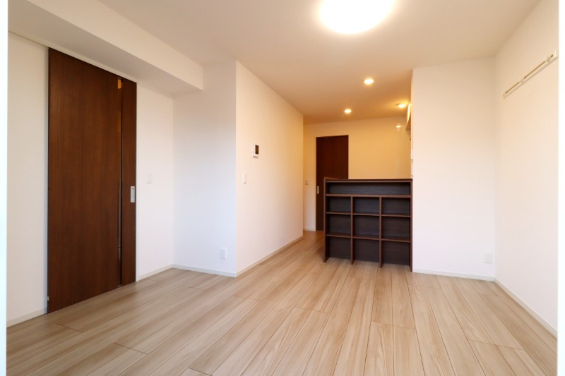 居室・リビング　図面と現状に相違がある場合には現状を優先