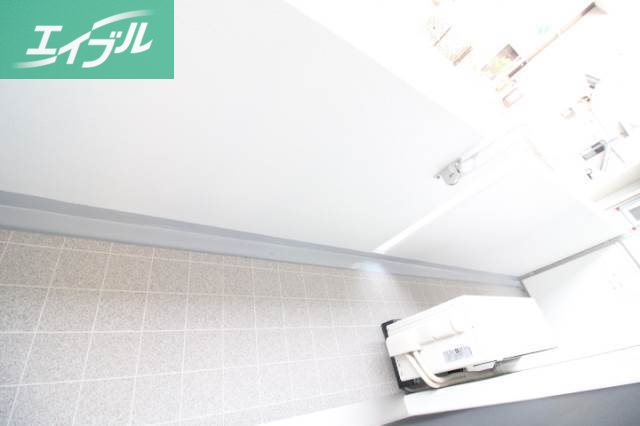 バルコニー　同物件別部屋の写真です