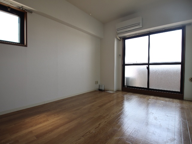 居室・リビング　別室の参考写真です。※現況優先