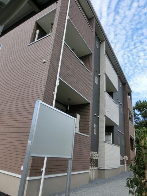 建物外観　２０１３年７月築