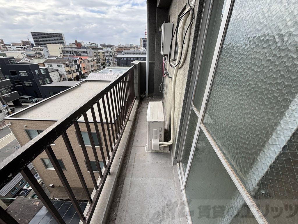 バルコニー　バルコニー