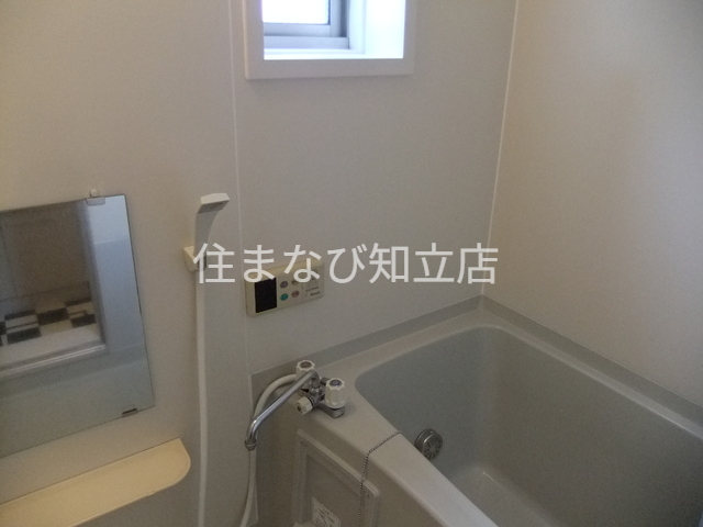 バス・シャワールーム　同型別部屋写真