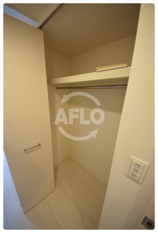 収納　アドバンス大阪ブリアント　クローゼット
