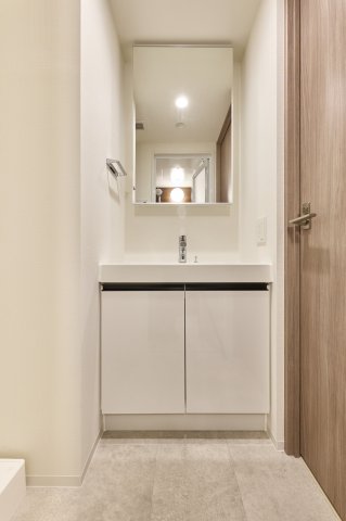 玄関　シンプルで使いやすい玄関です