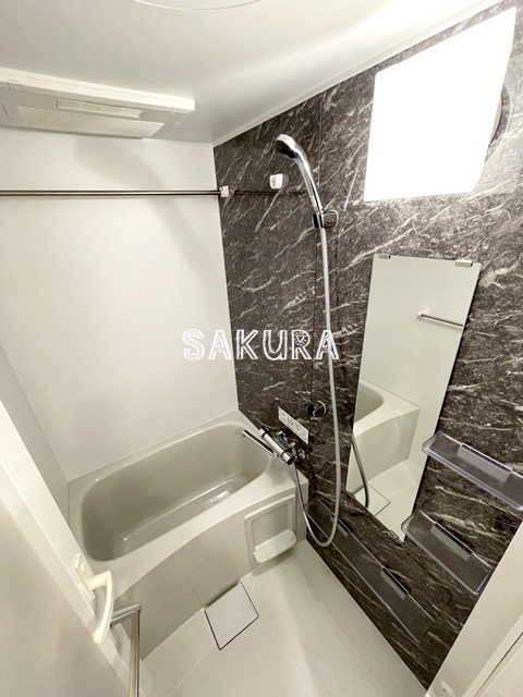 バス・シャワールーム　日々の疲れを癒すお風呂です♪