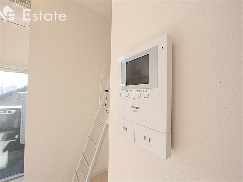 セキュリティ　モニター付きインターホン