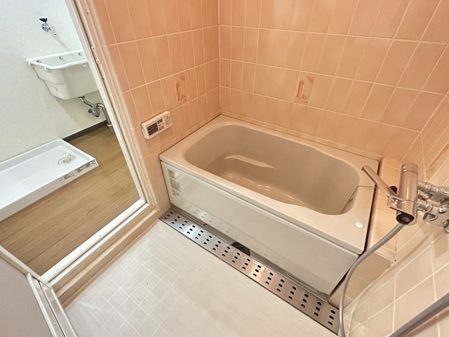 バス・シャワールーム　※２０２４年９月撮影