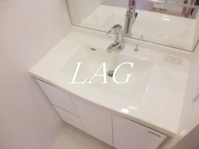 洗面設備　洗面台です。