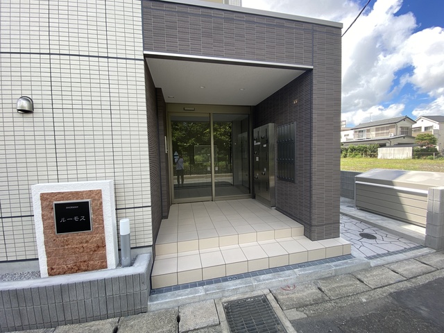 エントランス　★綺麗なエントランスですね★