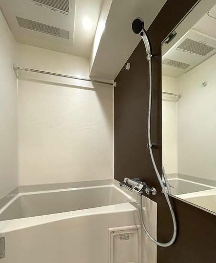 バス・シャワールーム　ガーラ・ステーション横濱大通り公園