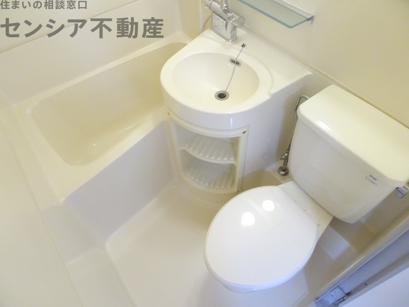 バス・シャワールーム