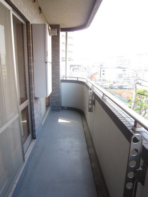 バルコニー　ワイドバルコニー