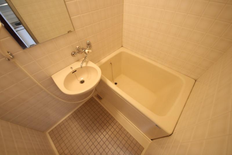 バス・シャワールーム　きれいなお風呂です