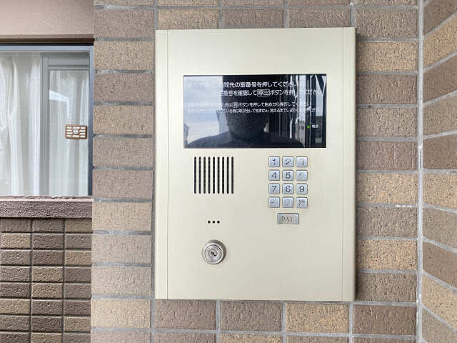 駐車場　エントランス