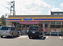 コンビニ　ミニストップ横浜戸塚下郷店（コンビニ）まで626m