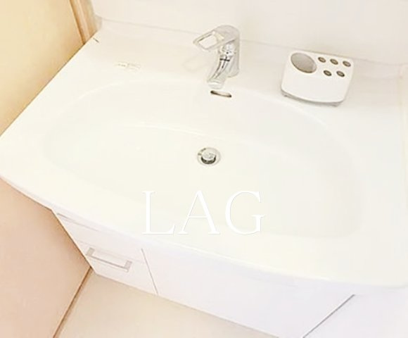 洗面設備　洗面台です。