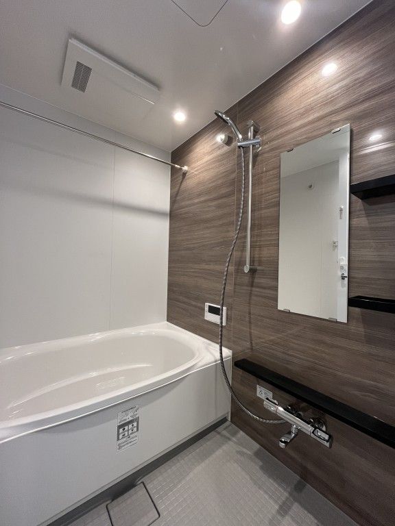 バス・シャワールーム