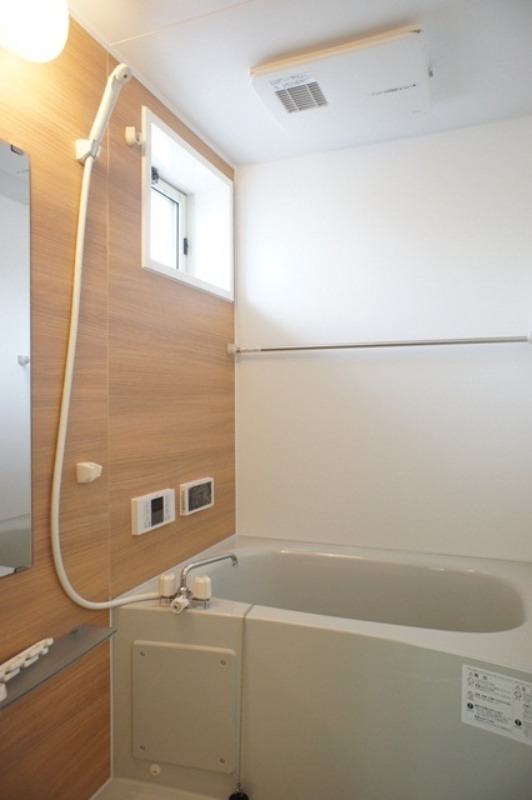 バス・シャワールーム　図面と現状に相違がある場合には現状を優先