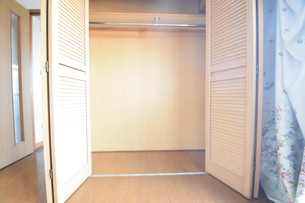 収納　クローゼット