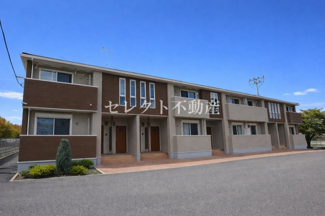 建物外観　【グランジュテ】落ち着いた雰囲気の外観です