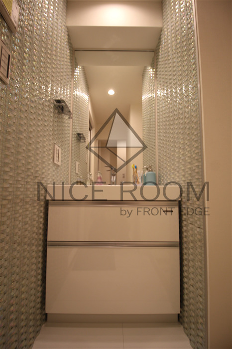 洗面設備　BRAVE北新町　独立洗面台