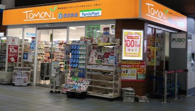 コンビニ　ＴＯＭＯＮＹ（コンビニ）まで1907m