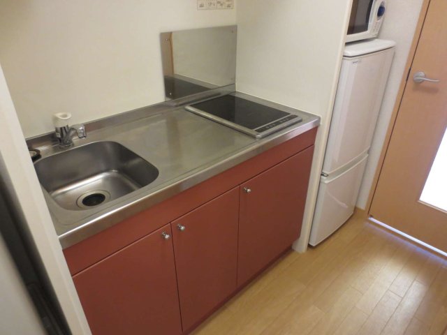 キッチン　少し広めのキッチン