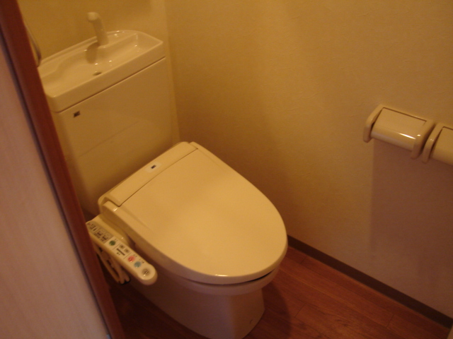 トイレ　シャワー付トイレ