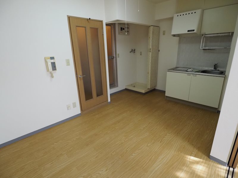 居室・リビング　別号室の参考写真です。