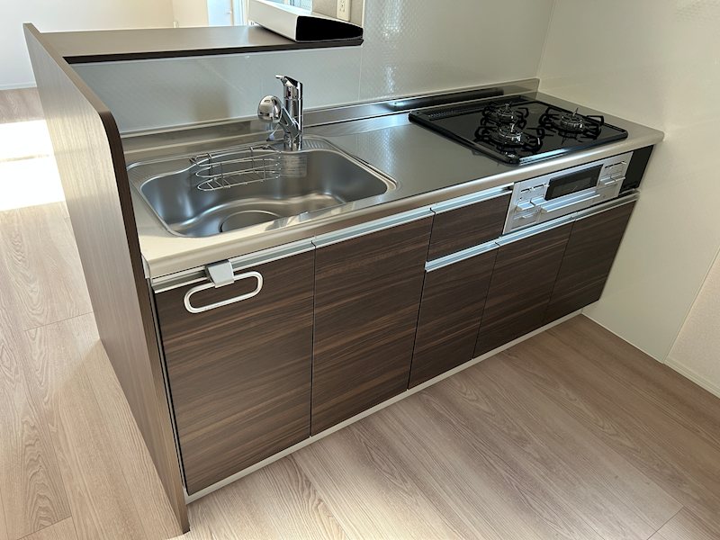 キッチン　同じメーカーの参考画像です。